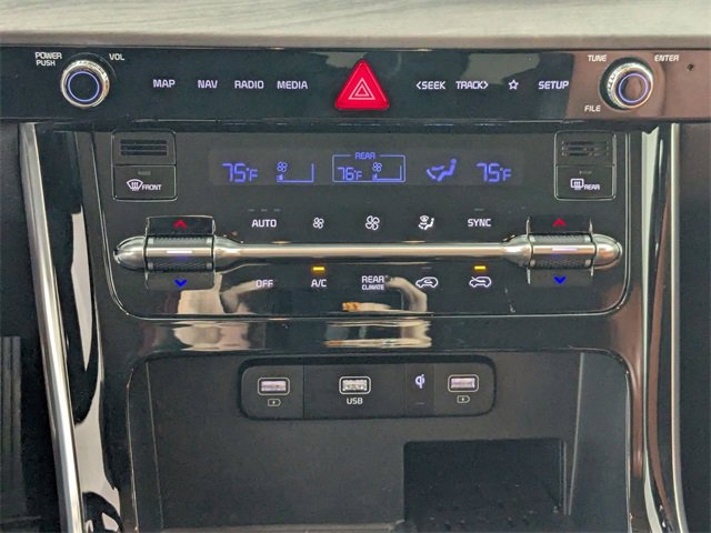 Used 2023 Kia Carnival SX image 23