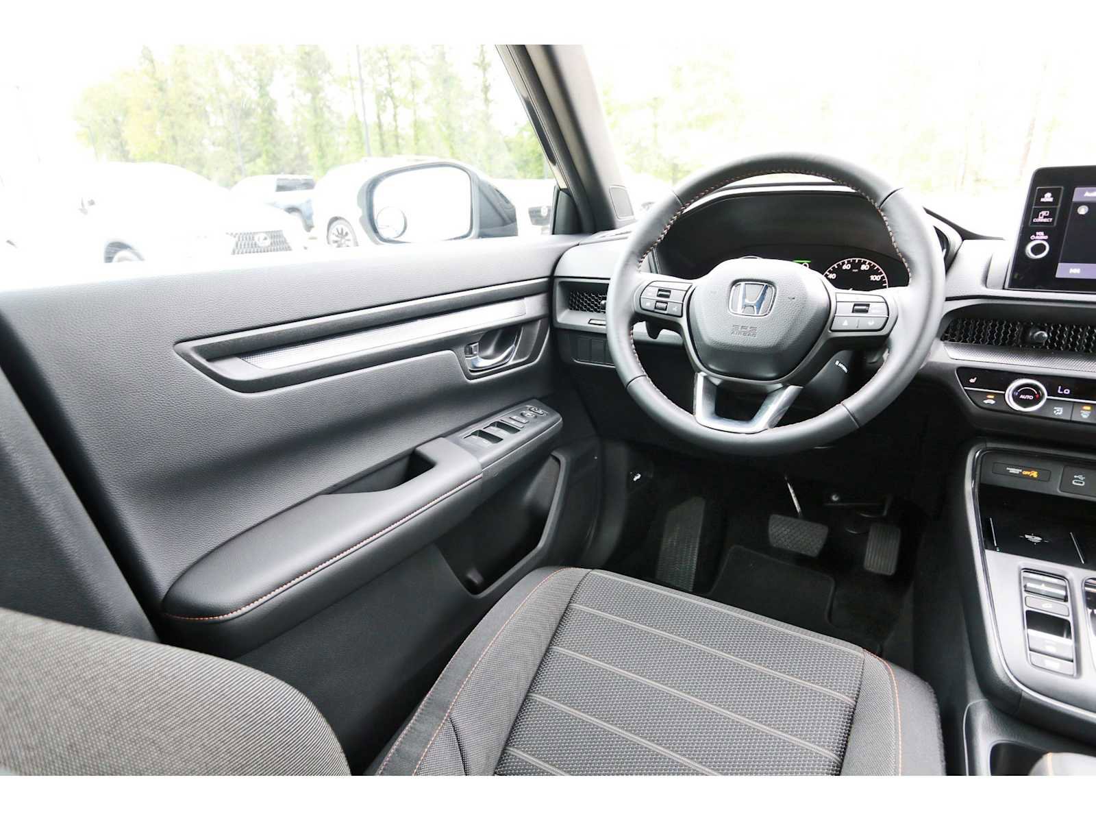 Used 2026 Honda CR-V Sport image 6