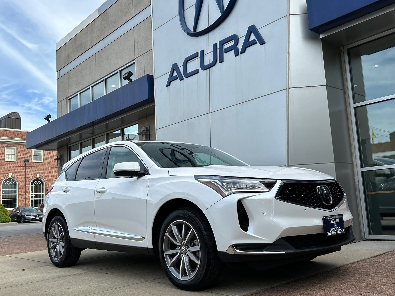 Certified 2023 Acura RDX AWD w/ Technology Package image 1
