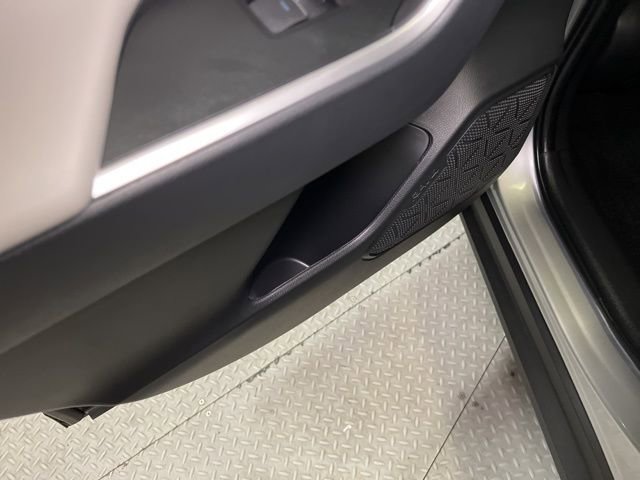 Used 2024 Toyota RAV4 Limited AWD/4WD image 58