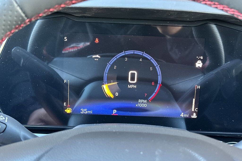 New 2026 Chevrolet Trax RS w/ Sunroof Package image 25