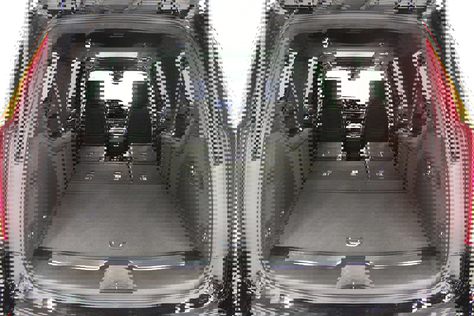 Certified 2023 Cadillac Escalade ESV V image 11