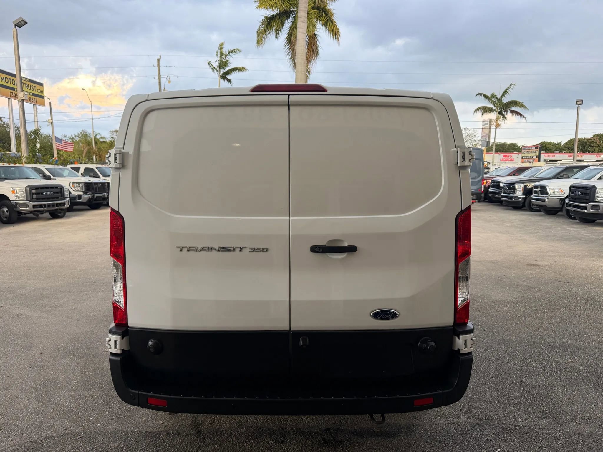 Used 2020 Ford Transit 350 XLT w/ Upfitter Package image 4