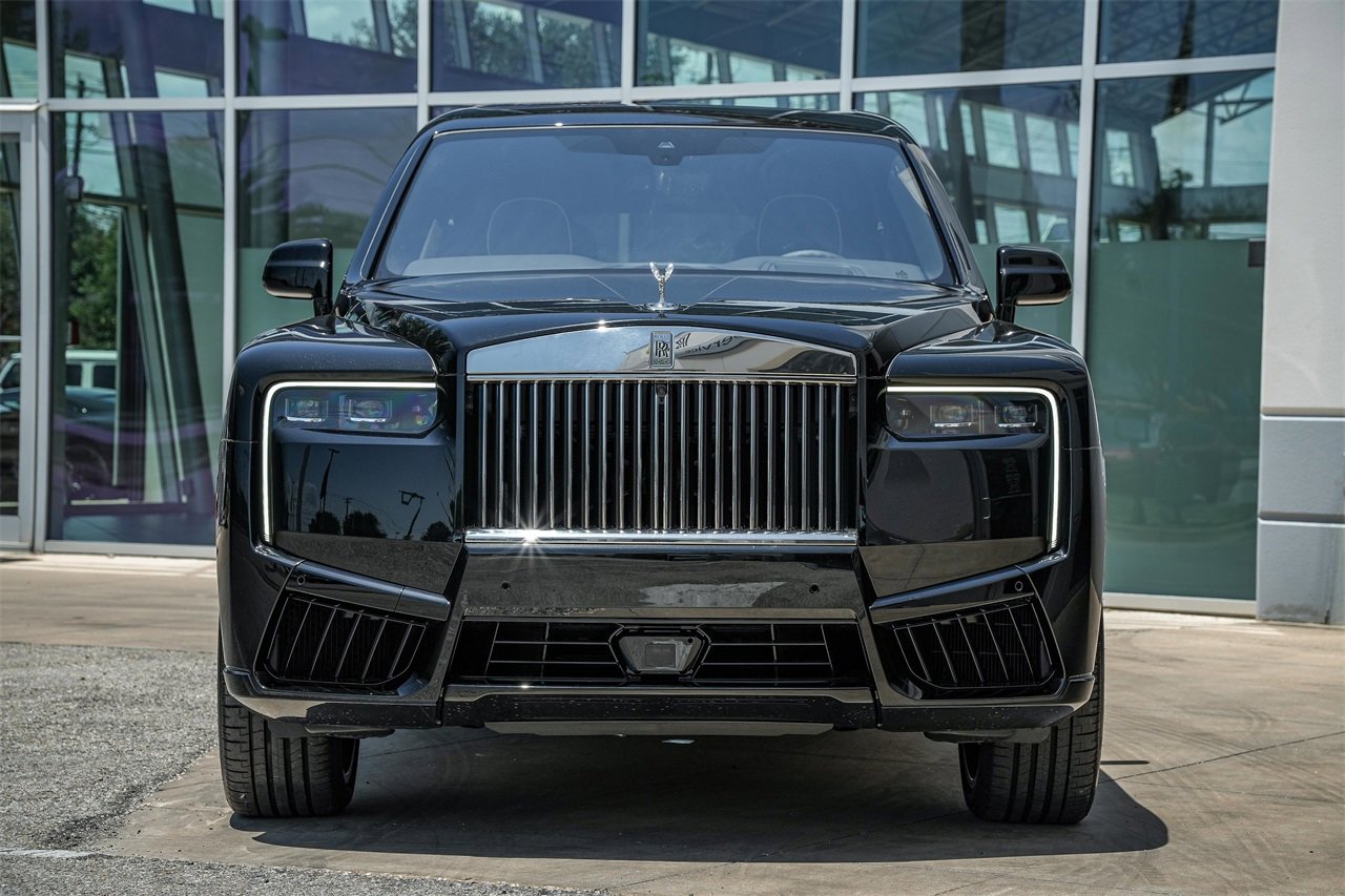 New 2025 Rolls-Royce Cullinan image 5