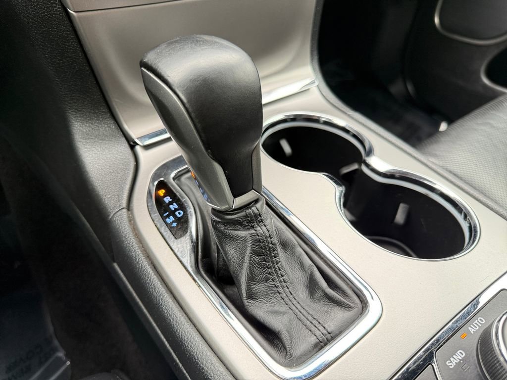 Used 2018 Jeep Grand Cherokee Overland image 20