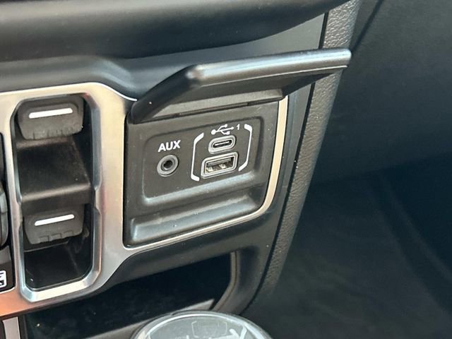 Used 2023 Jeep Wrangler Unlimited Rubicon w/ Cold Weather Group image 37
