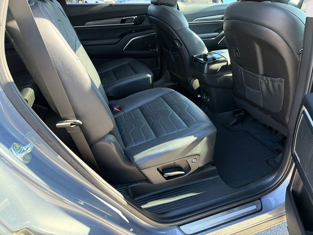 Used 2022 Kia Telluride SX w/ SX Prestige Package AWD/4WD image 15
