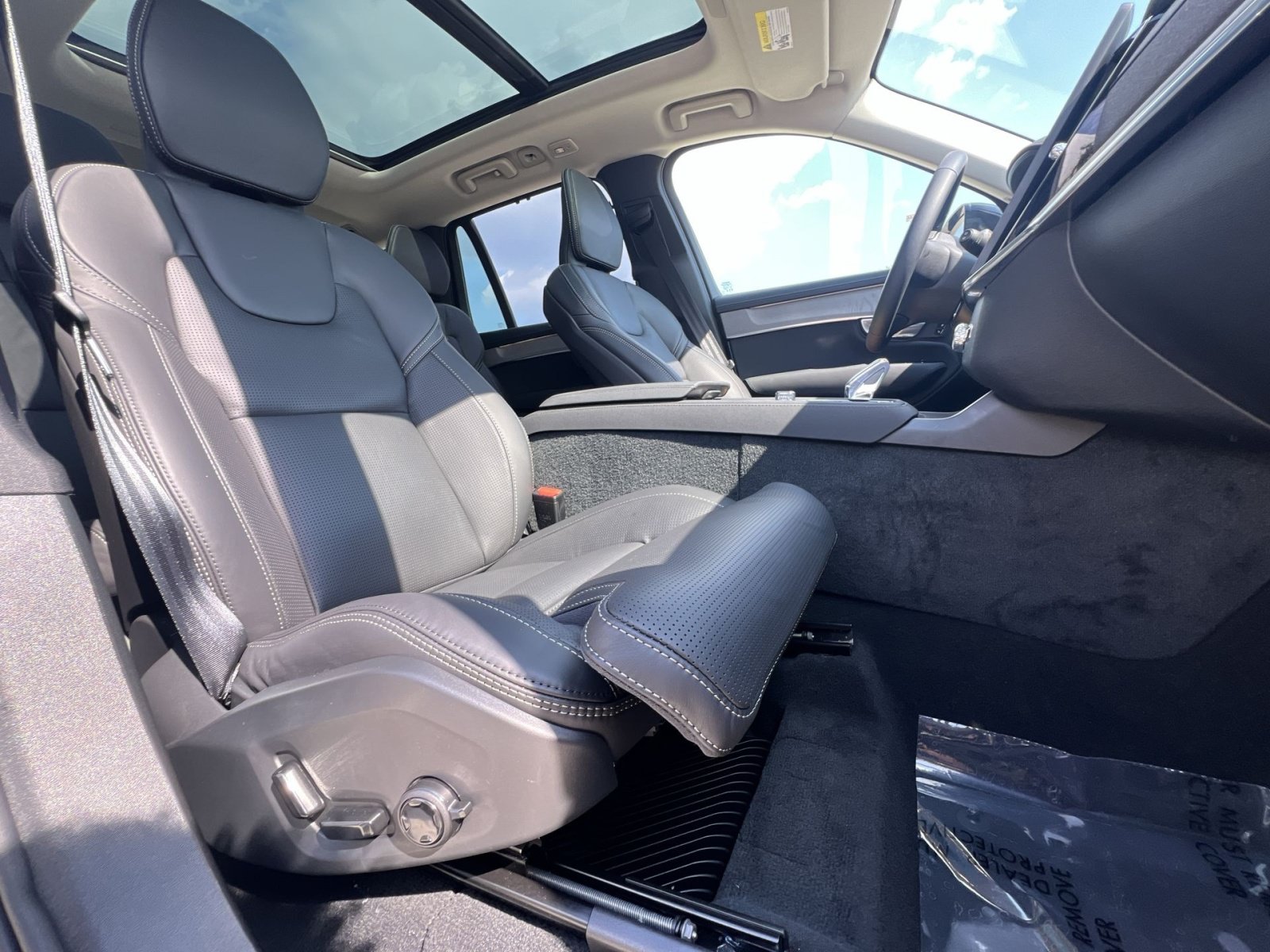 New 2026 Volvo XC90 B6 Ultra AWD/4WD image 28