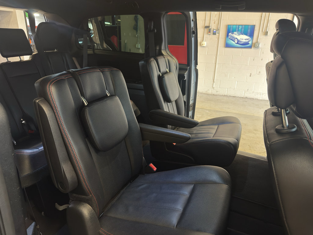 Used 2019 Dodge Grand Caravan GT FWD image 23