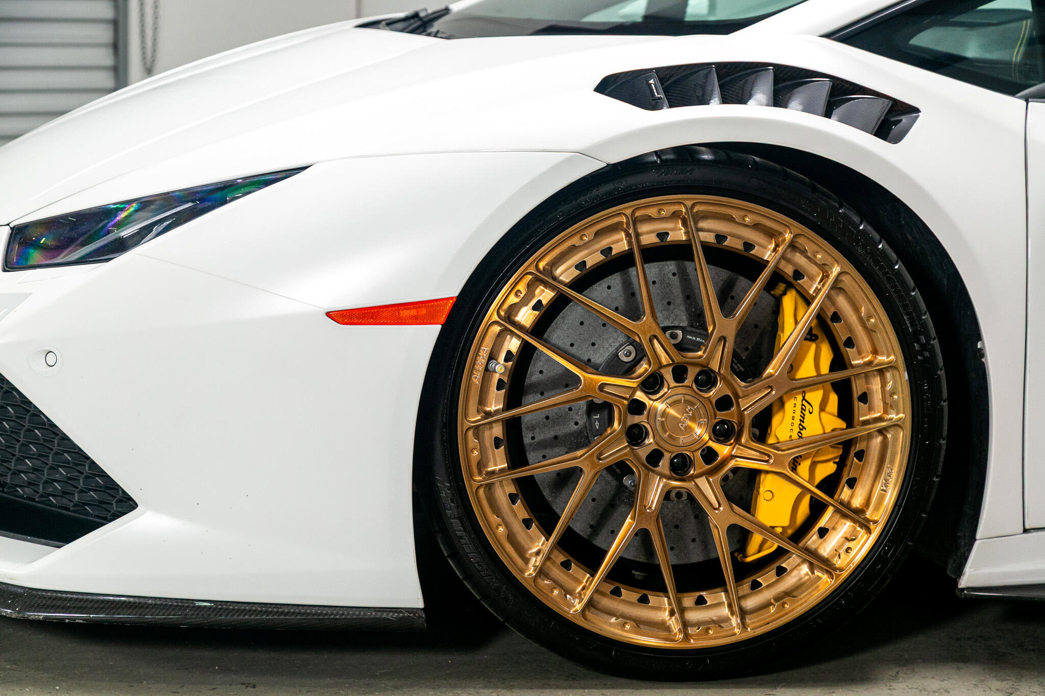 Used 2015 Lamborghini Huracan LP 610-4 image 33