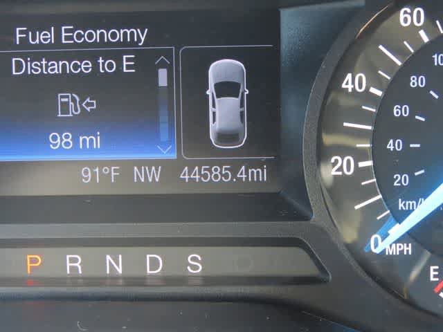 Used 2017 Ford Fusion SE FWD image 26