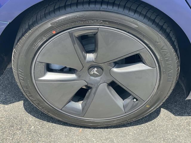 Used 2022 Tesla Model 3 Long Range AWD/4WD image 38