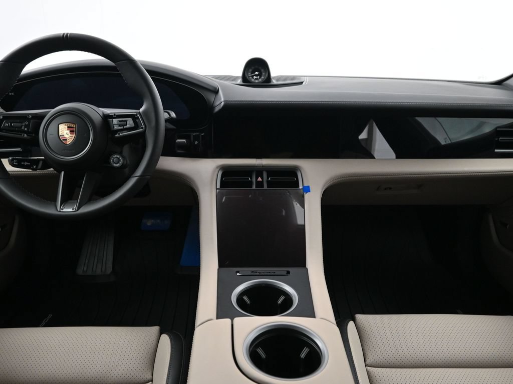 New 2026 Porsche Taycan 4S AWD/4WD image 9