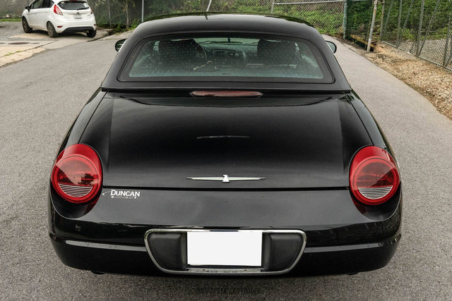 Used 2003 Ford Thunderbird RWD image 17