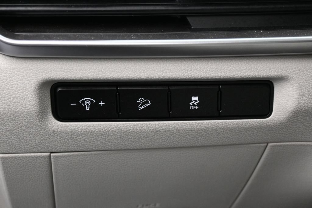 Used 2024 Kia Telluride S w/ S Sunroof Package AWD/4WD image 16