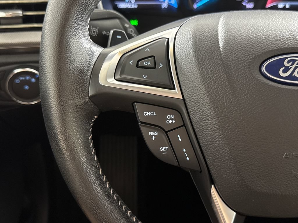 Used 2019 Ford Fusion SE w/ Equipment Group 151A FWD image 15