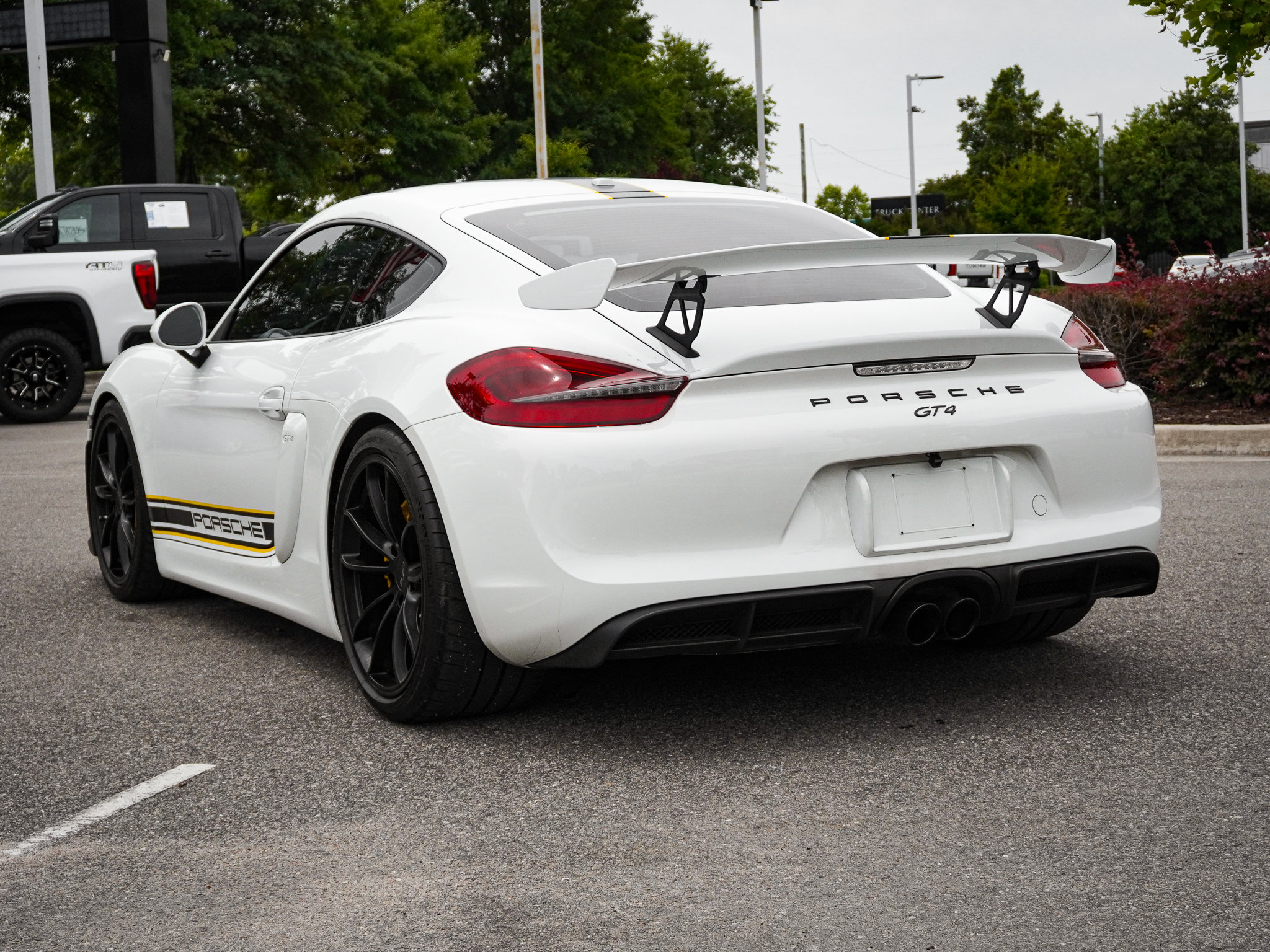 Used 2016 Porsche Cayman GT4 RWD image 10