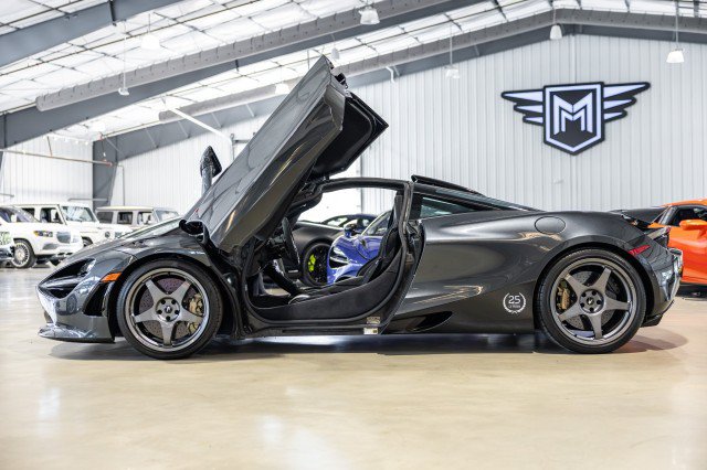 Used 2021 McLaren 720S Performance RWD image 4