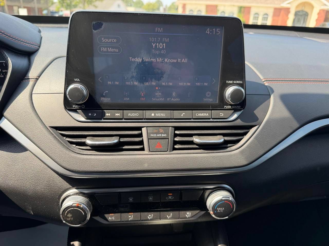 Used 2022 Nissan Altima 2.5 SR AWD/4WD image 22
