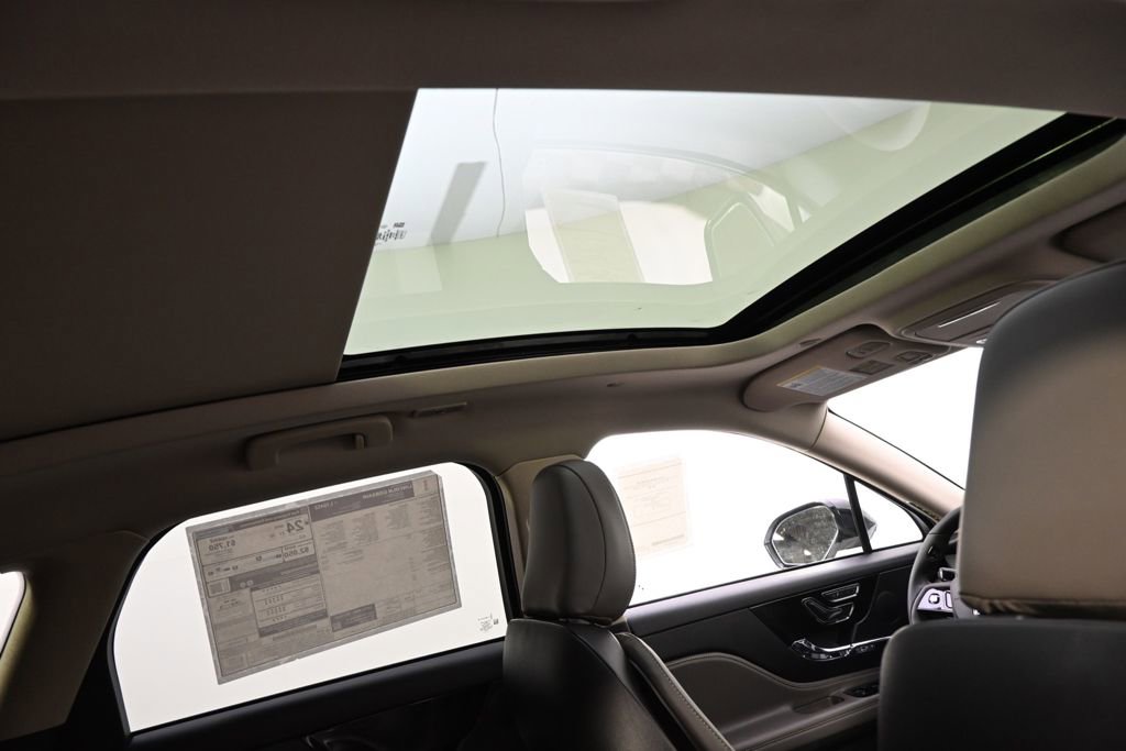 New 2026 Lincoln Corsair Premiere image 17