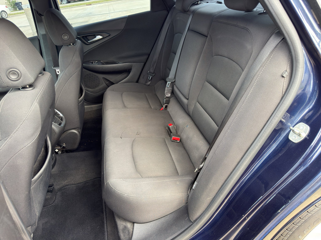 Used 2016 Chevrolet Malibu LT image 11