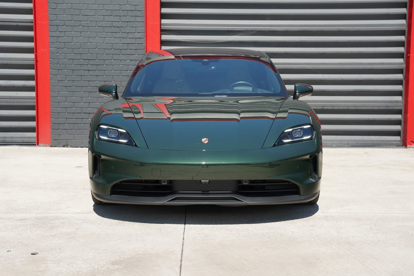 Used 2025 Porsche Taycan RWD image 6