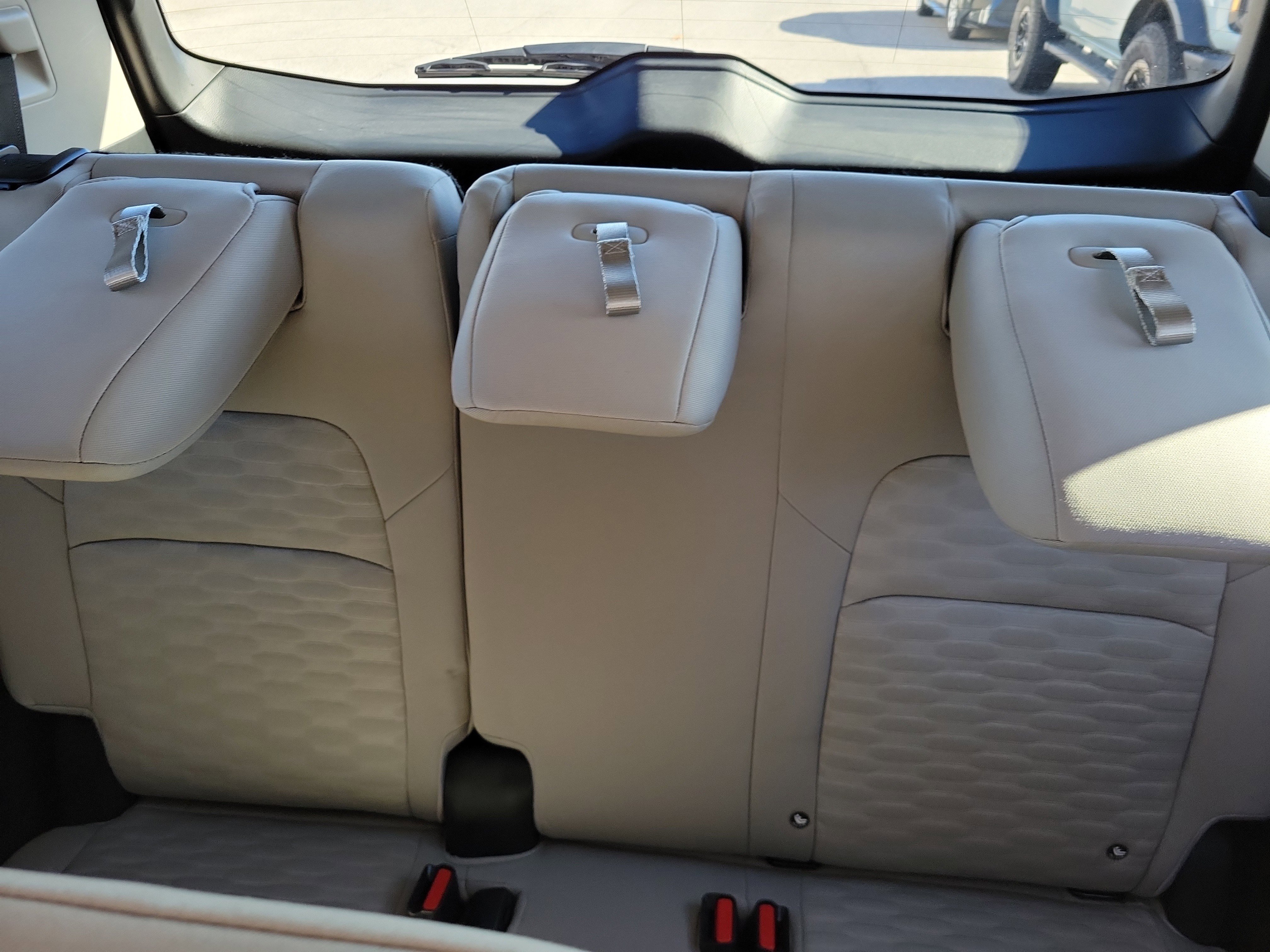 Used 2023 Nissan Pathfinder SV image 18