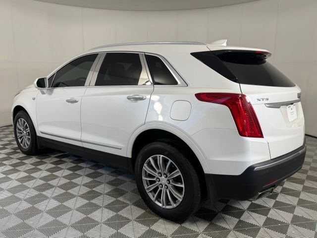Used 2017 Cadillac XT5 Luxury w/ Driver Awareness Package FWD image 7