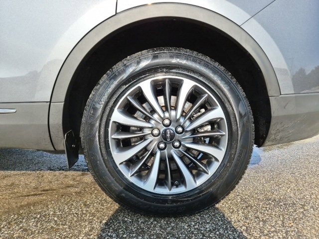 Used 2023 Lincoln Nautilus AWD w/ Premium Package image 12