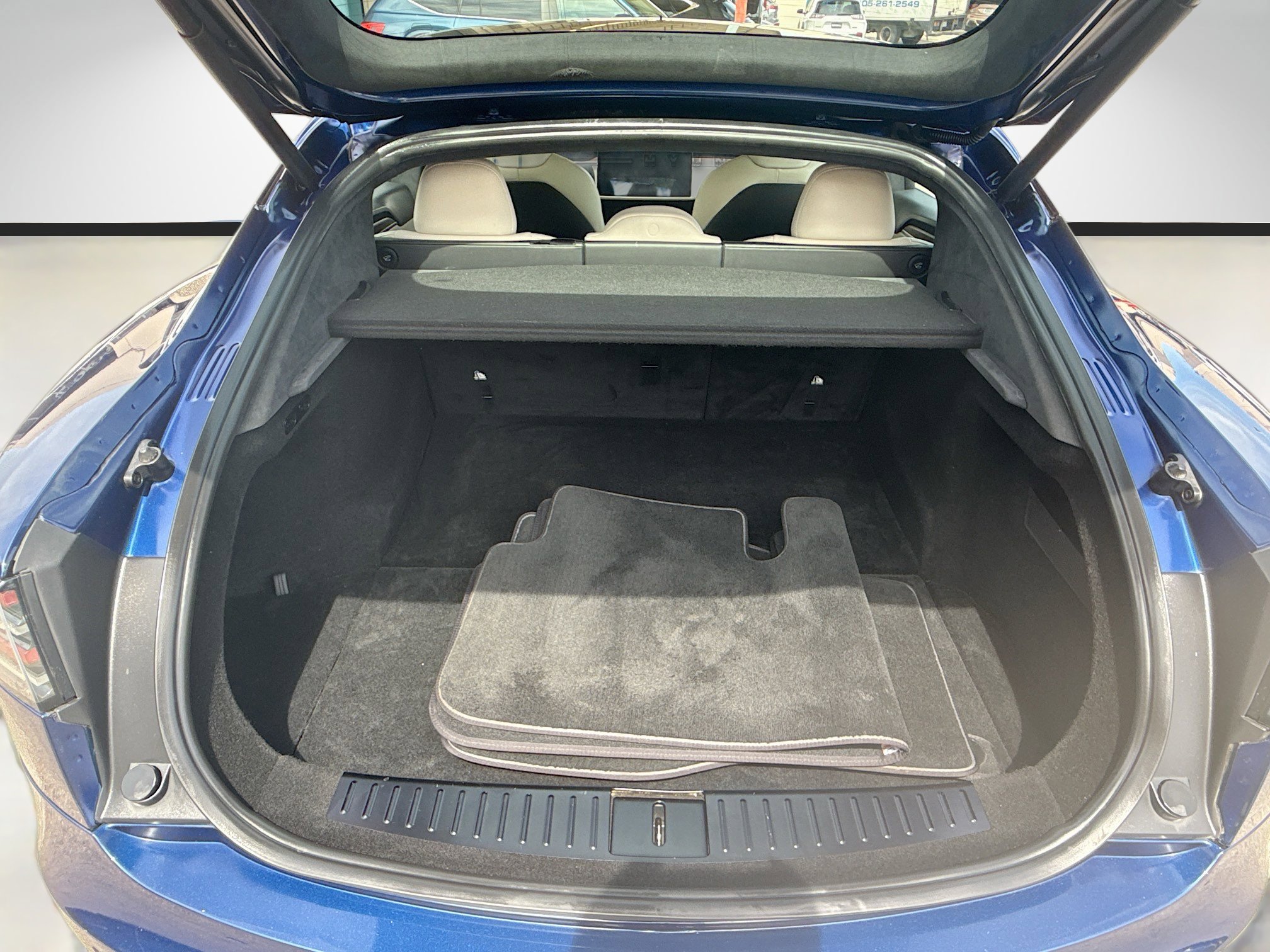 Used 2022 Tesla Model S AWD/4WD image 25