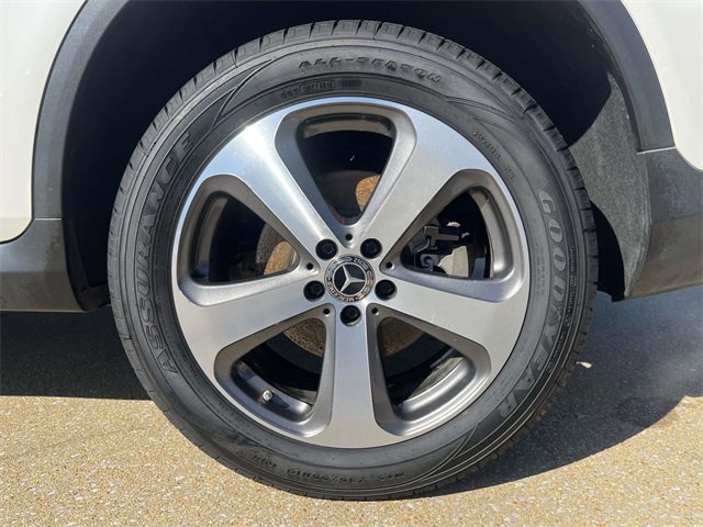 Used 2021 Mercedes-Benz GLC 300 image 7