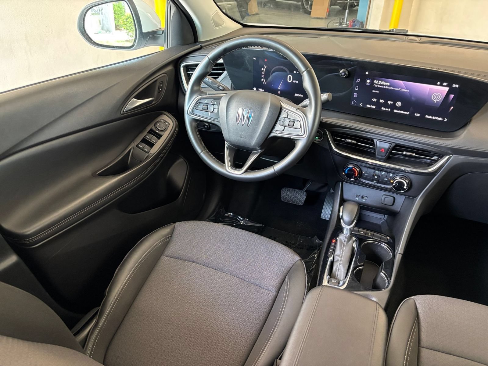 Used 2025 Buick Encore GX Preferred FWD image 34