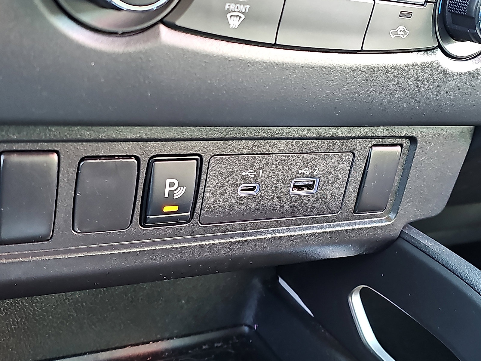 Certified 2024 Nissan Frontier SV w/ Technology Package image 25