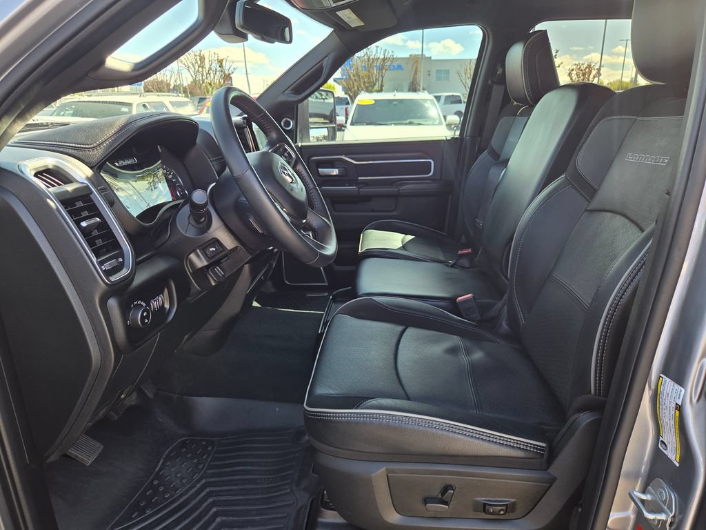 Used 2024 RAM 2500 Laramie w/ Sport Appearance Package AWD/4WD image 10