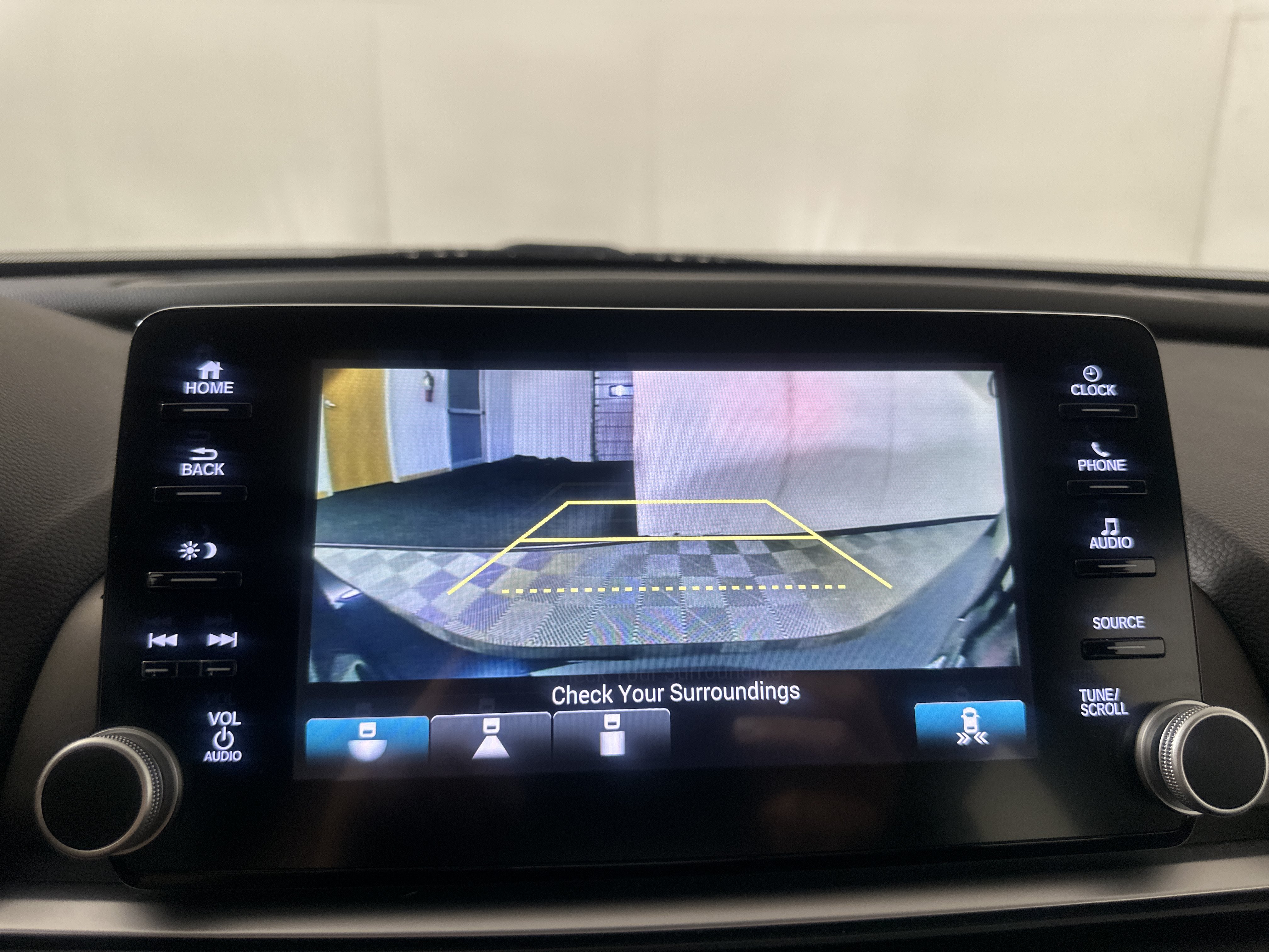 Used 2018 Honda Accord EX image 16
