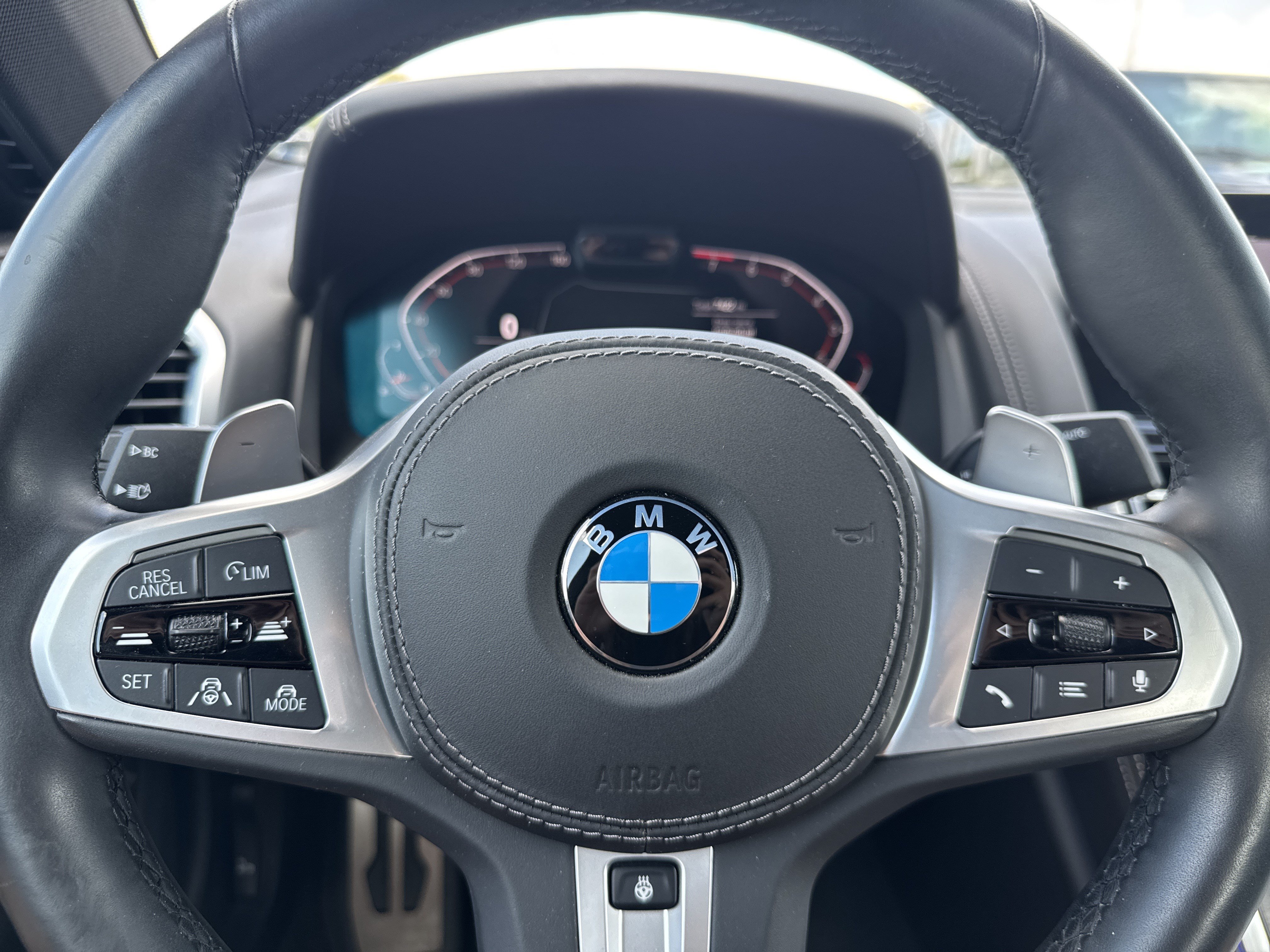 Used 2020 BMW 840i Coupe w/ M Sport Package RWD image 9