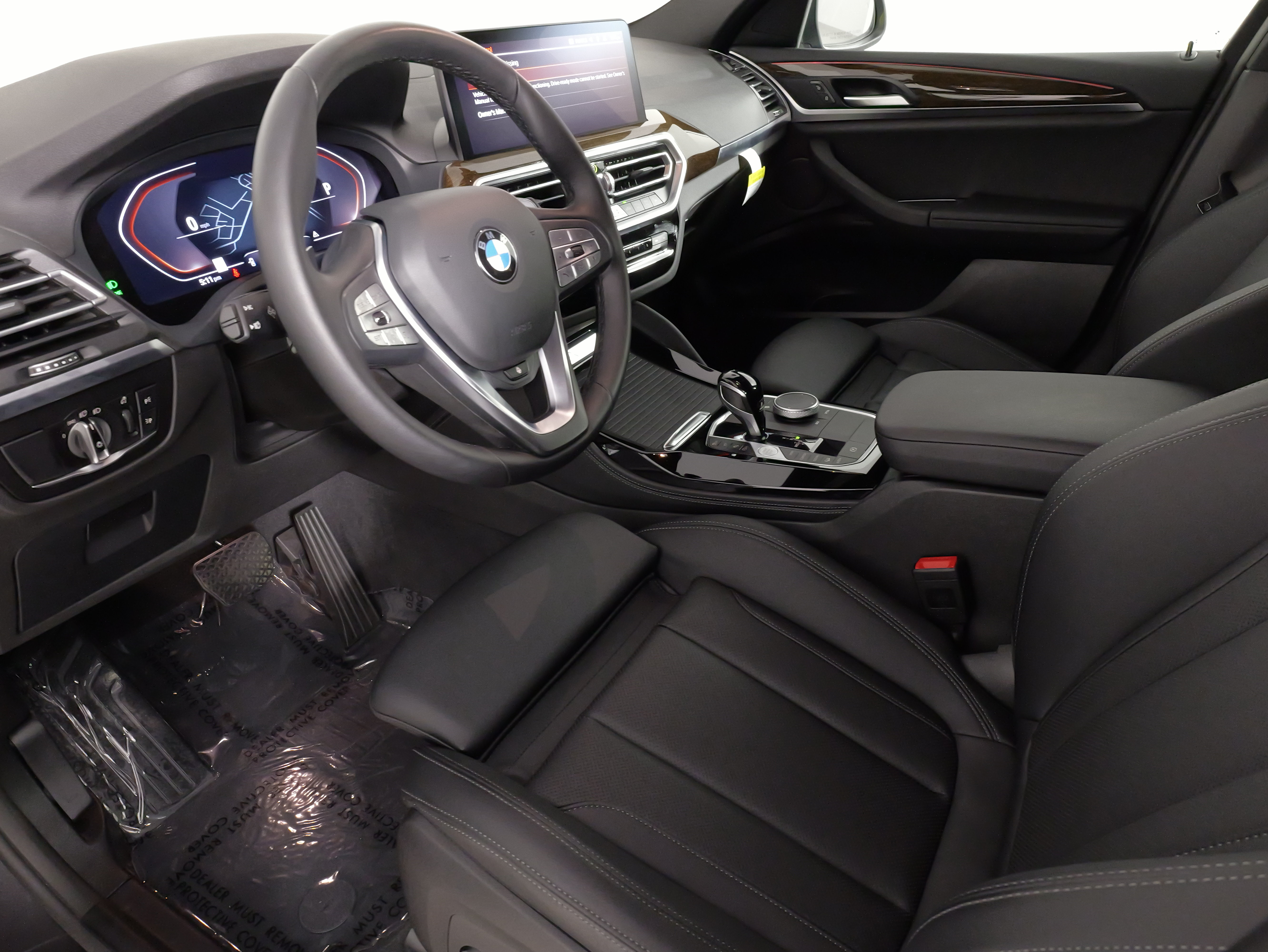 Used 2025 BMW X4 xDrive30i AWD/4WD image 28