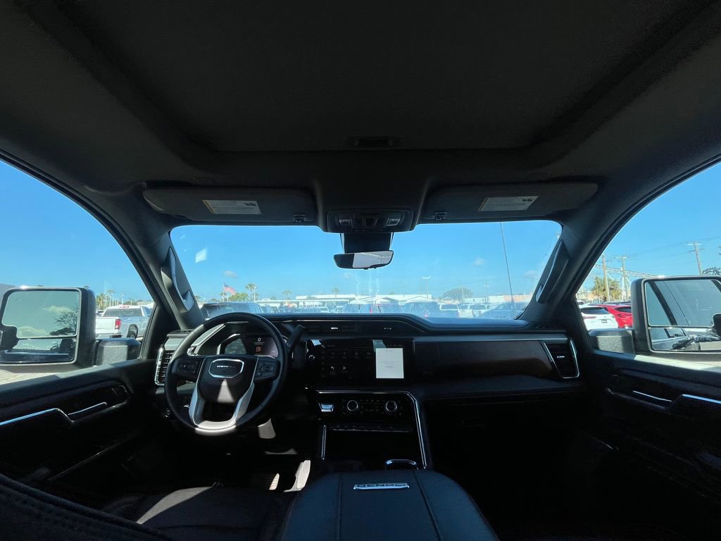 Used 2024 GMC Sierra 2500 Denali w/ Denali Reserve Package image 14