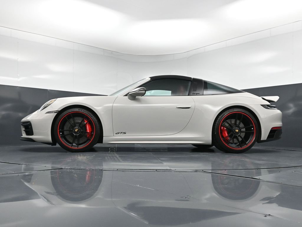 Certified 2024 Porsche 911 Targa 4 GTS AWD/4WD image 21