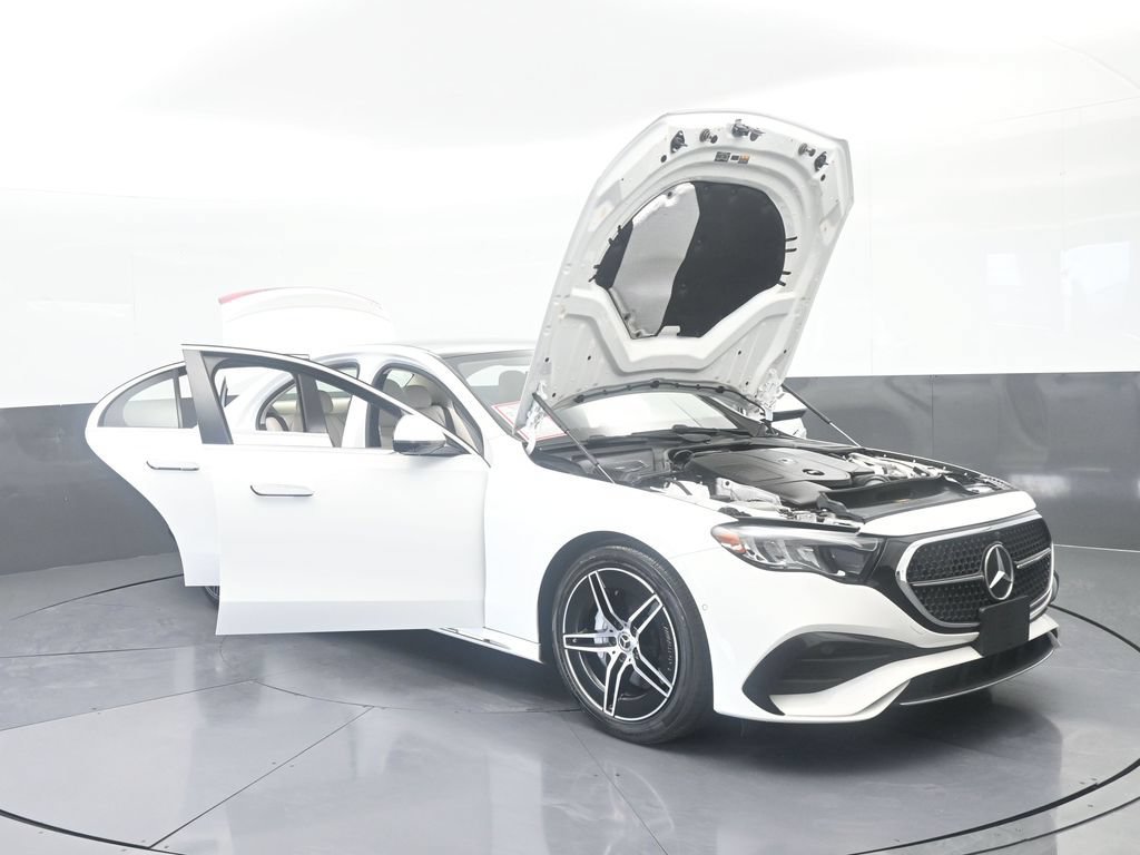 Used 2025 Mercedes-Benz E 350 Sedan w/ Winter Package image 88