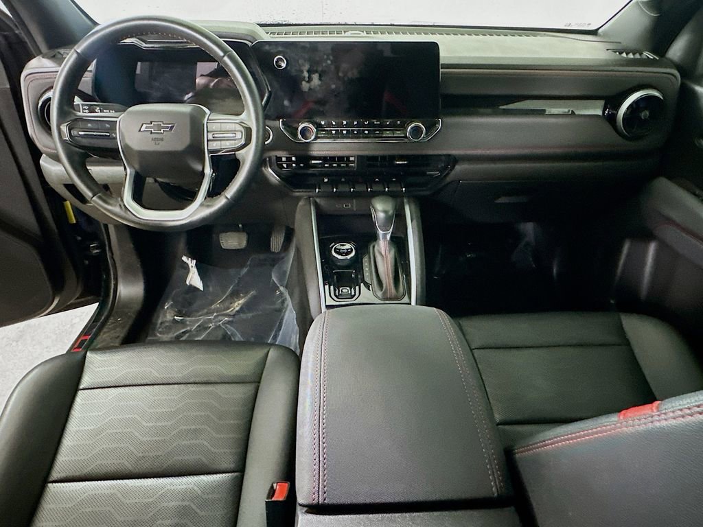 Used 2023 Chevrolet Colorado Z71 w/ Z71 Convenience Package 2 image 16