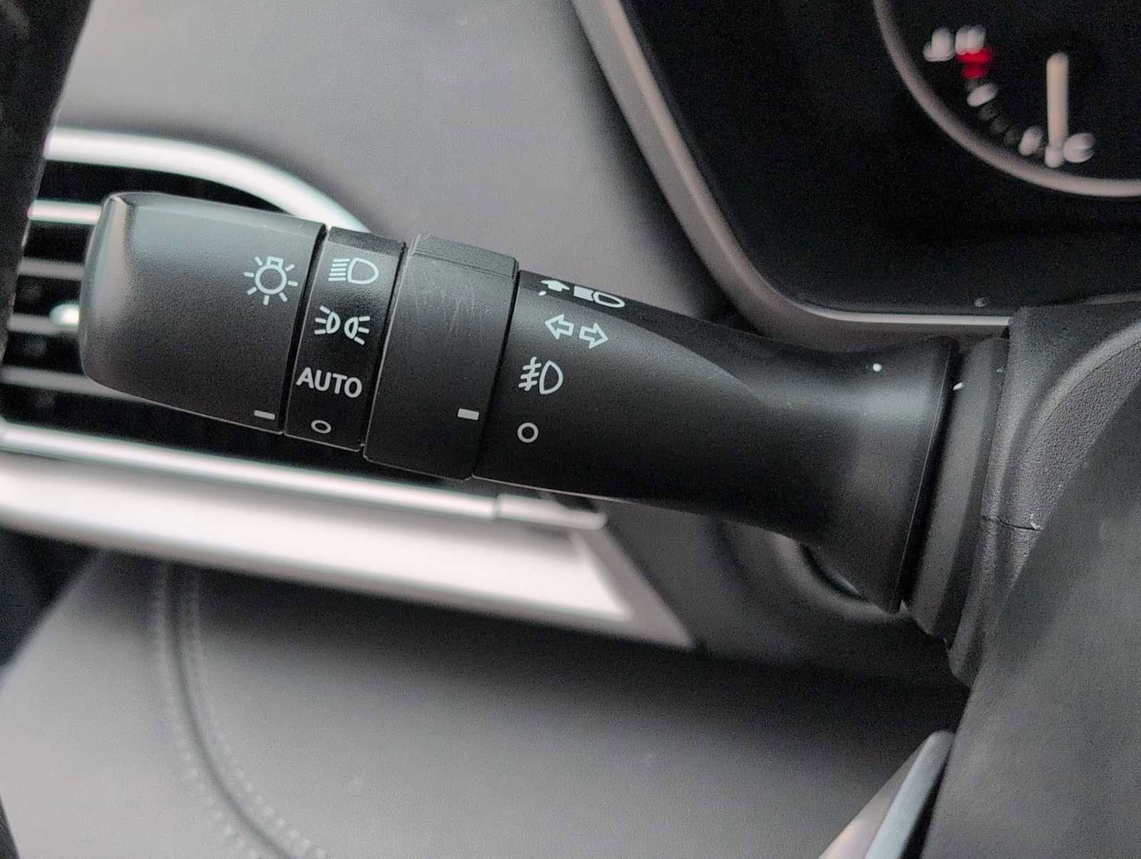 Used 2024 Subaru Legacy Limited image 28