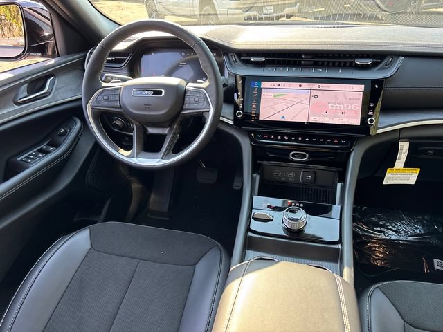 New 2026 Jeep Grand Cherokee Altitude AWD/4WD image 10