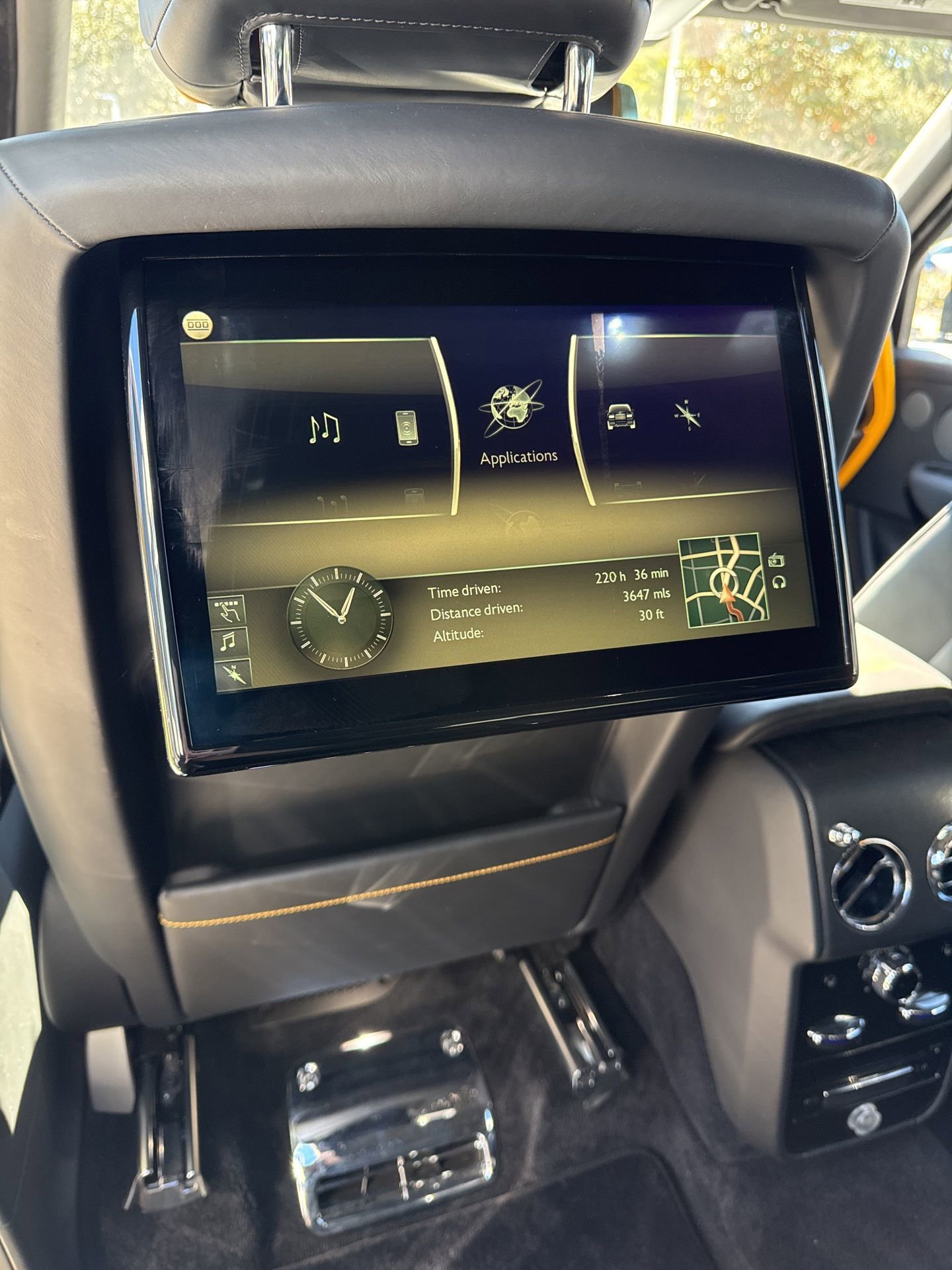 Used 2022 Rolls-Royce Cullinan image 20