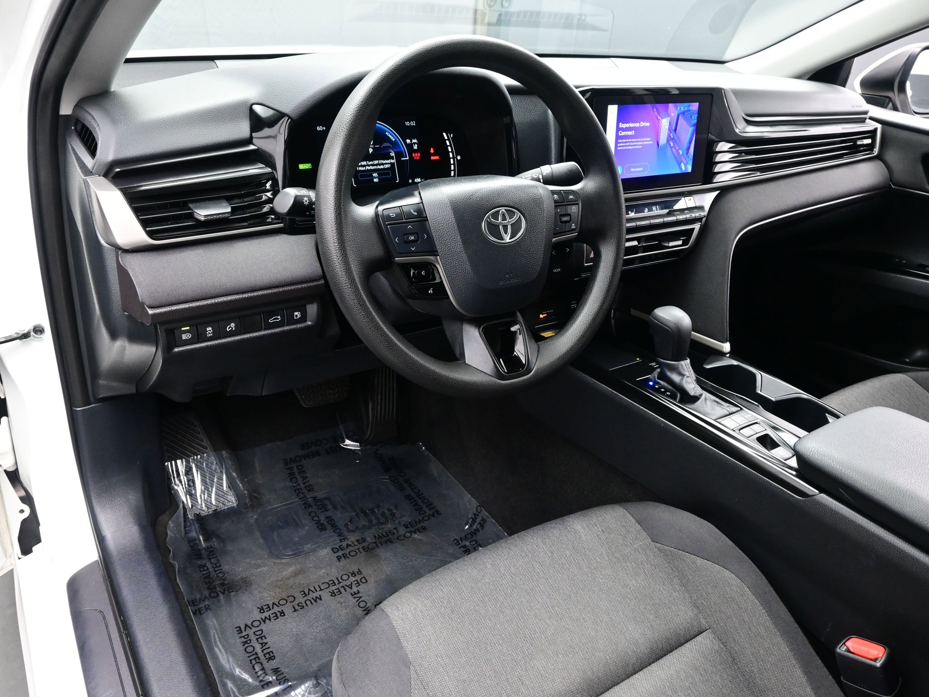 Used 2025 Toyota Camry LE image 12