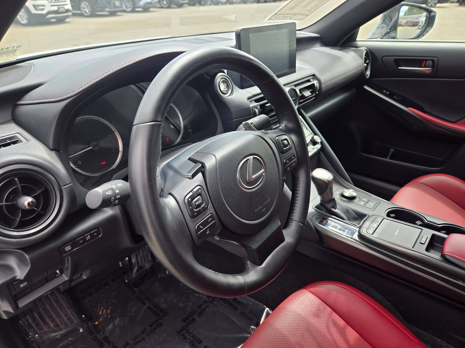 Used 2024 Lexus IS 300 F Sport RWD image 13