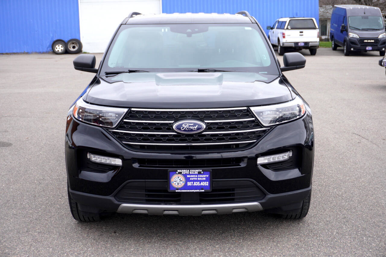Used 2023 Ford Explorer XLT w/ Equipment Group 202A image 8