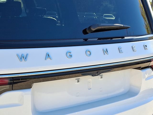 Used 2024 Jeep Wagoneer Series II w/ Flexible Seating Group RWD image 34