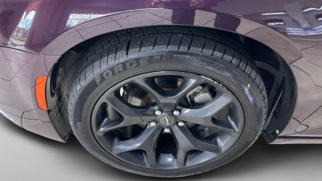 Used 2021 Chrysler 300 Touring w/ Sport Appearance Package image 23