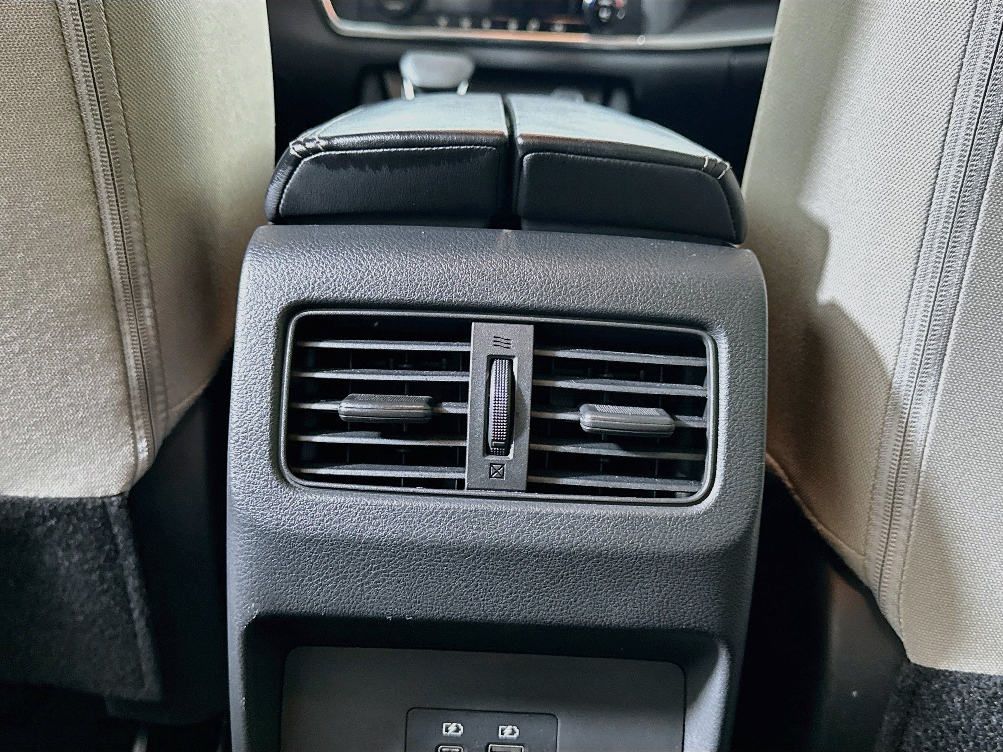 Used 2023 Nissan Rogue SV FWD image 26